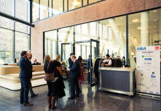 Afbeelding 8 april 2015 - Loyens & Loeff