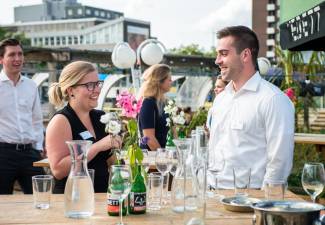 Afbeelding 1 september 2016 - Jong M&A