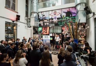 Afbeelding 26 mei 2016 - Jong M&A