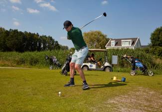 Afbeelding 25 juni 2024 - Golfevent M&A aan de Maas