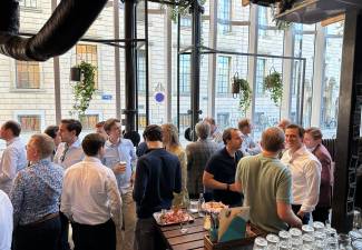 Afbeelding 17 juli 2025 - Netwerkborrel M&A aan de Maas