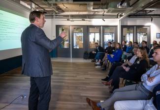 Afbeelding 30 maart 2023 - Netwerkborrel 9Corporate